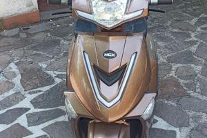 Scooter per anziani o persone con disabilità