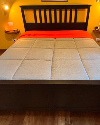 Letto IKEA HEMNES in legno scuro + doghe LÖNSET