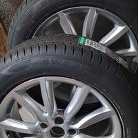  Cerchi con gomme invernali 