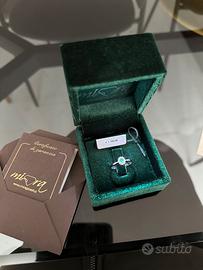 Anello con Smeraldo e Diamanti