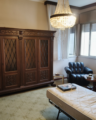 Camera singola grande con salotto