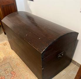 Baule Antico in Legno-Coperchio Bombato- Primo ‘90