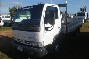 Nissan Cabstar cassone fisso