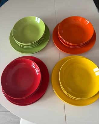 Set 8 coperti (24pz) piatti colorati