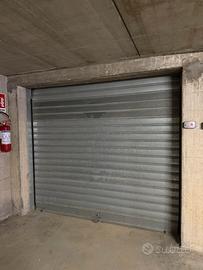 Serranda zincata a rotolo motorizzata garage