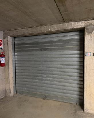 Serranda zincata a rotolo motorizzata garage