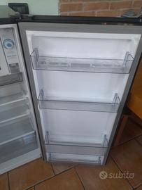 Frigobar con congelatore