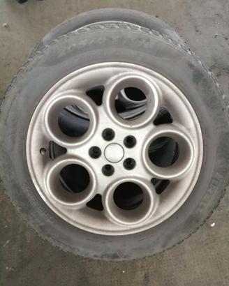 4Gomme invernali Pirelli 205 55 R16  con cerchi