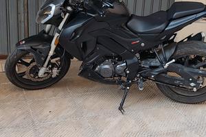 Keeway rkf 125 smontata (pezzi di ricambio)