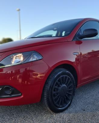 LANCIA Ypsilon 1.0 FireFly 5p.S&S Hybrid Silver