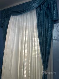 Tenda blu completa di bastone