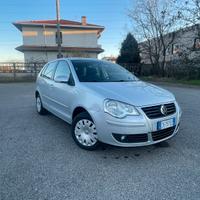 Polo neopatentati solo 51000km benzina
