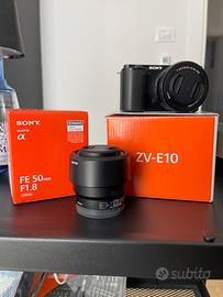 Sony ZV E 10 con due obbiettivi 16-50e 50mm f1.8