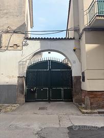 Appartamento con ingresso indipendente, mansarda