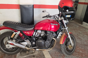 Gsx 750 cafè racer