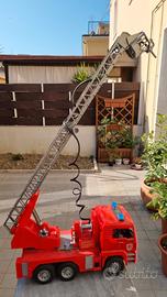 Camion dei pompieri Bruder