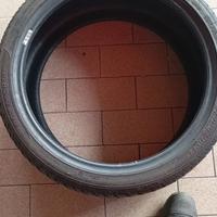 4 pneumatici invernali Sava 225/40 18