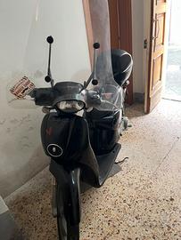 Aprilia Scarabeo