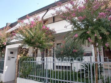 Casa Gina, Casa Giuseppe. Sottomarina