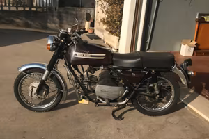 Moto Guzzi Nuovo Falcone Civile