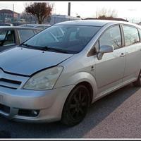 TOYOTA Corolla Verso II per ricambi