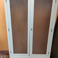 Armadio in legno