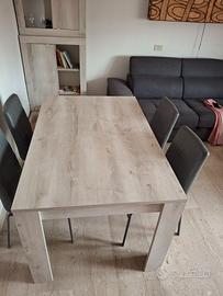 Tavolo soggiorno con 4 sedie