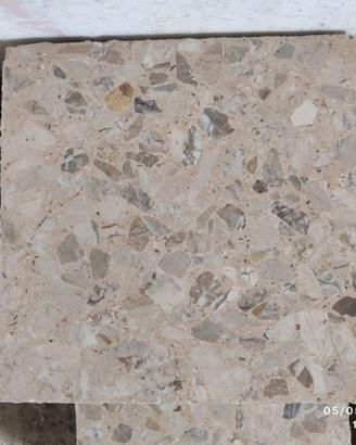 Mattonelle in graniglia di marmo 20x20 - 0€
