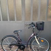 Bicicletta City bike Btwin ruota 28. Nuova