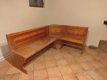 panca angolare con contenitore 