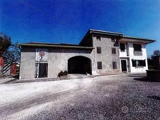 Immobile in asta di 331 m² con 5 locali a San Mart