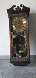 Orologio a pendolo da muro 