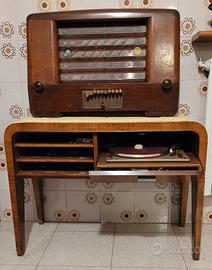 Radio d'epoca Siemens 640