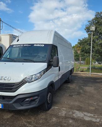 Iveco 35s14 Furgone