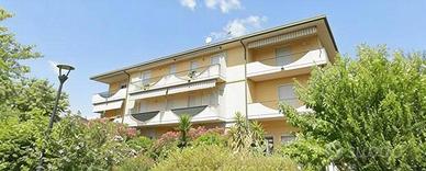 Immobile in asta di 140 m² con 3 locali e box auto