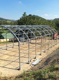 Tunnel fienile attrezzature stalle magazzino