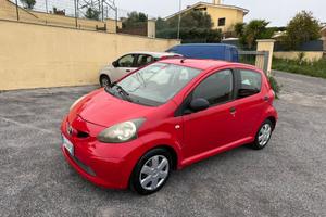 Toyota Aygo 1.0 12V VVT-i 5 porte Sol