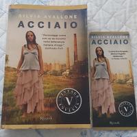 libro "Acciaio" di Silvia Avallone