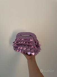 borsa clutch all’uncinetto lilla