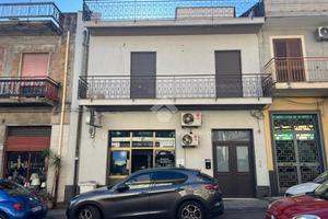 3 LOCALI A GIARRE