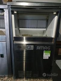 Produttore fabbricatore di Ghiaccio Simag SDN 20 con sistema a