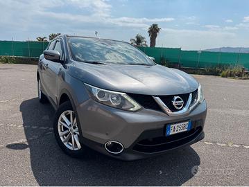 NISSAN Qashqai 1.5 dCi Acenta