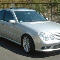 Kit esterico look AMG MERCEDES E W211 02-06