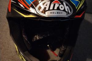 Casco moto Airoh da motocross tg. XL pari al nuovo