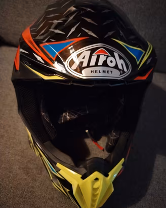 Casco moto Airoh da motocross tg. XL pari al nuovo