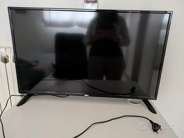 TV HKC 32" LED 