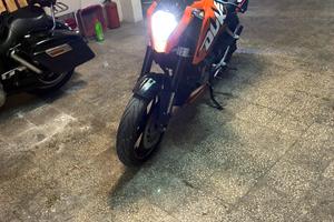 KTM Duke 125 2014