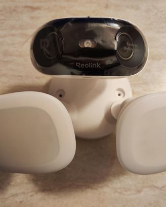 Reolink Elite Pro Floodlight PoE 16MP 180° faretti