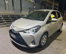 Toyota Yaris HIBRID 1.5 5 porte Active