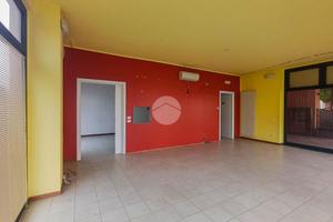 UFFICIO A CASTEL ROZZONE